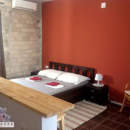 Apartments Madirazza Трогир Екстериор снимка