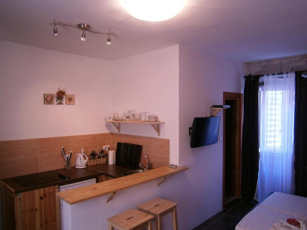 Apartments Madirazza Трогир Екстериор снимка